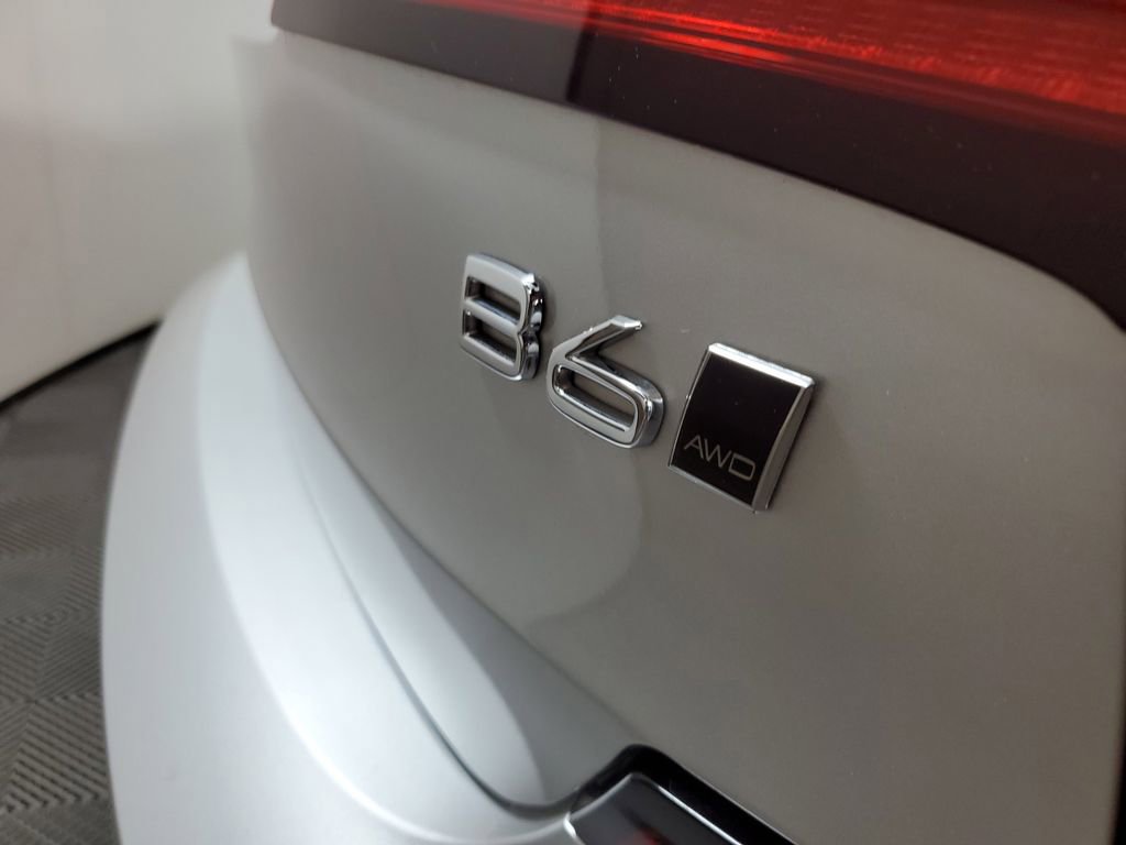 2022 Volvo S90 B6 Inscription