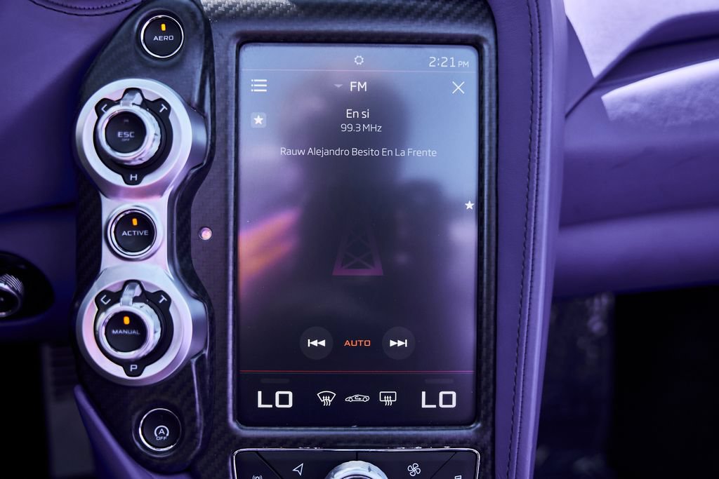 Used 2022 McLaren 765LT photo 67