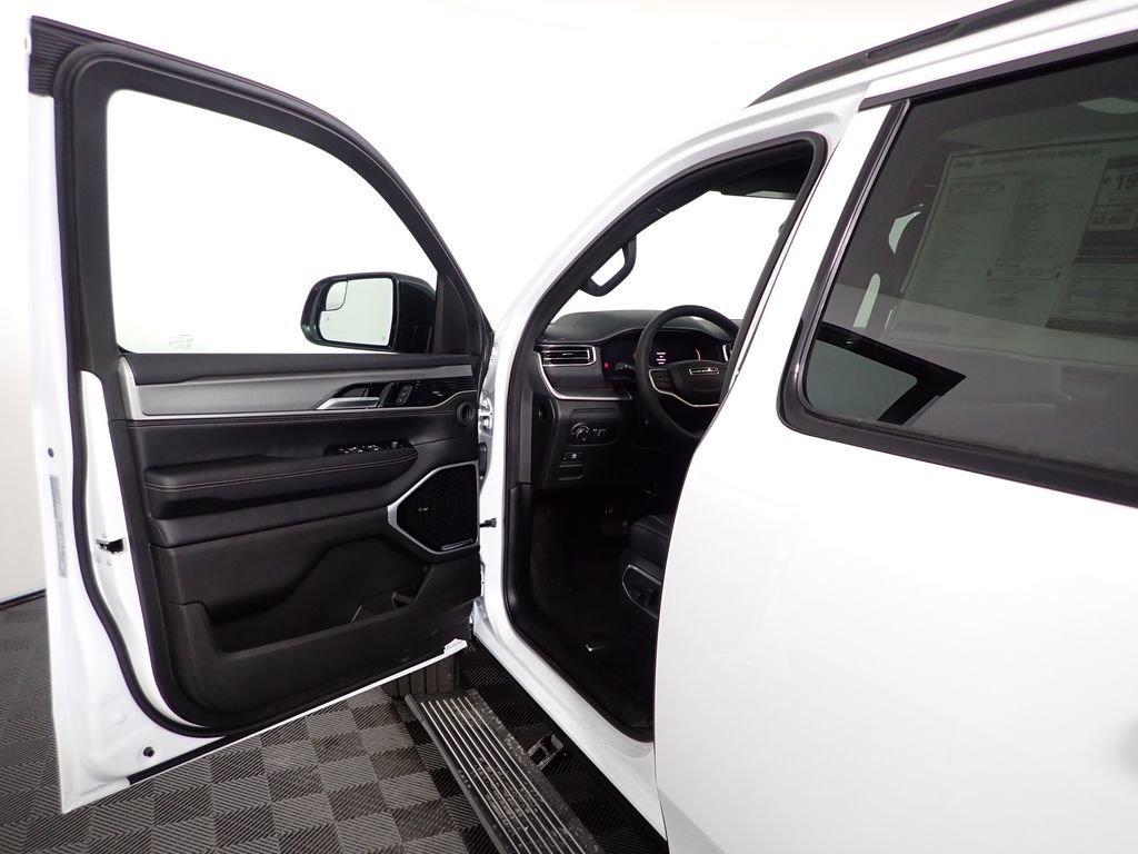 2026 Jeep Grand Wagoneer Limited