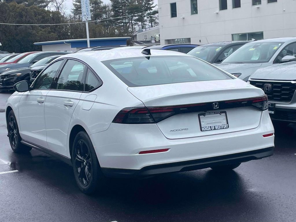 2025 Honda Accord SE