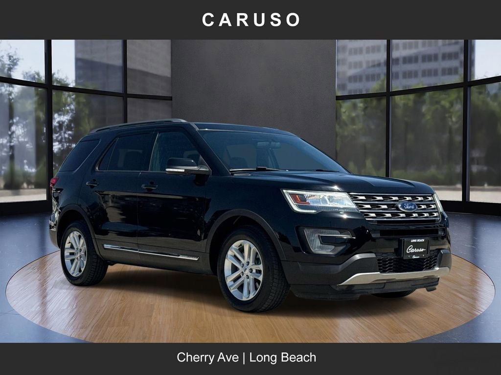 Used 2017 Ford Explorer XLT