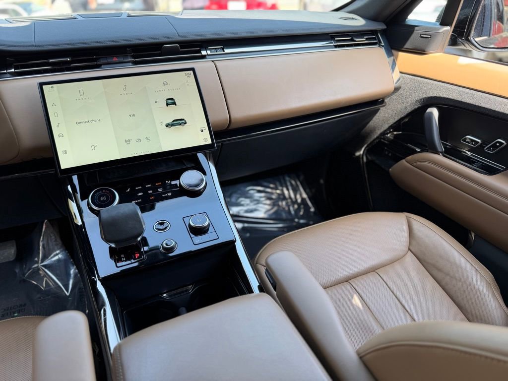 2023 Land Rover Range Rover Sport SE