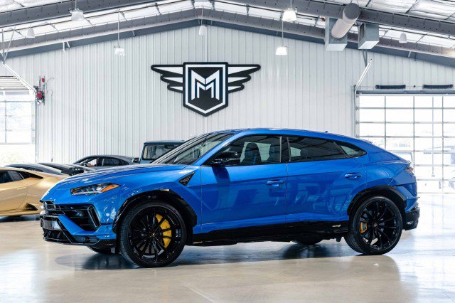 2023 Lamborghini Urus S