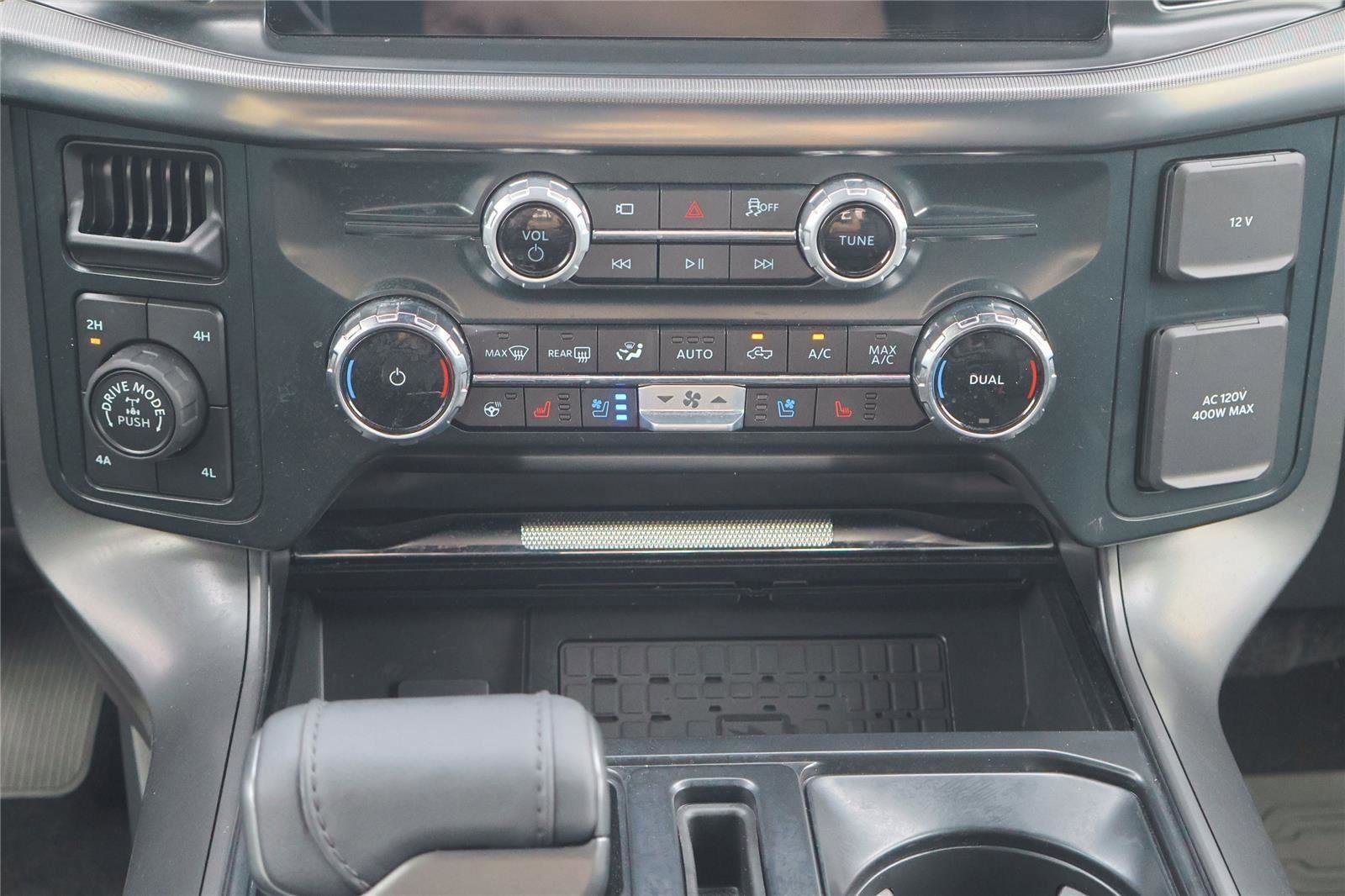 2025 Ford F150 Lariat