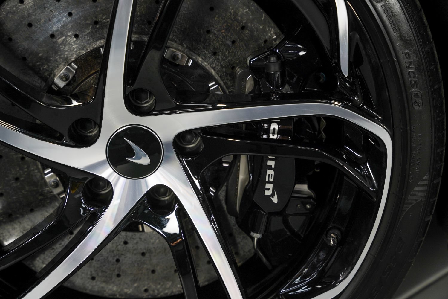 Used 2024 McLaren 750S Spider photo 17