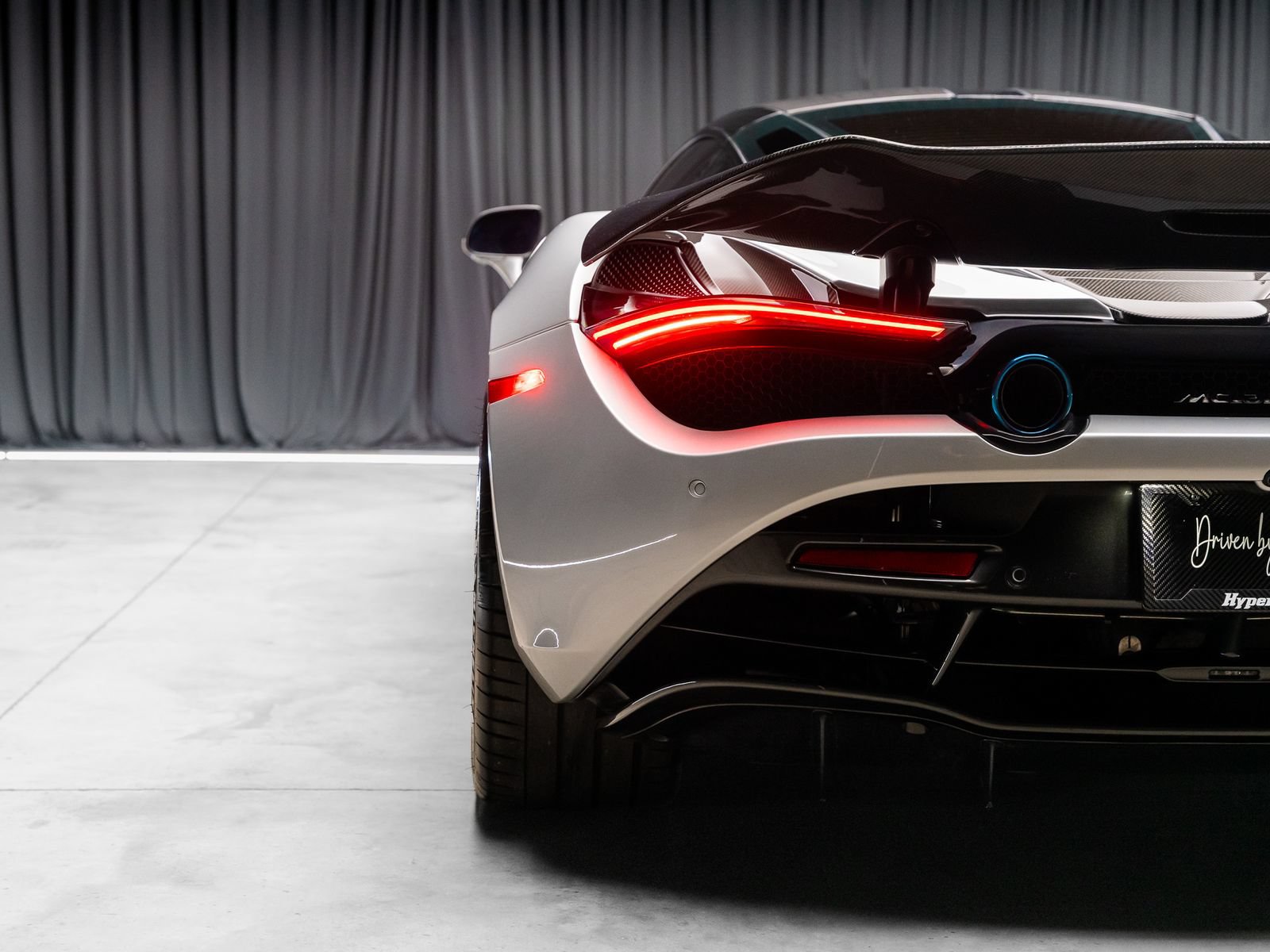 Used 2019 McLaren 720S photo 34