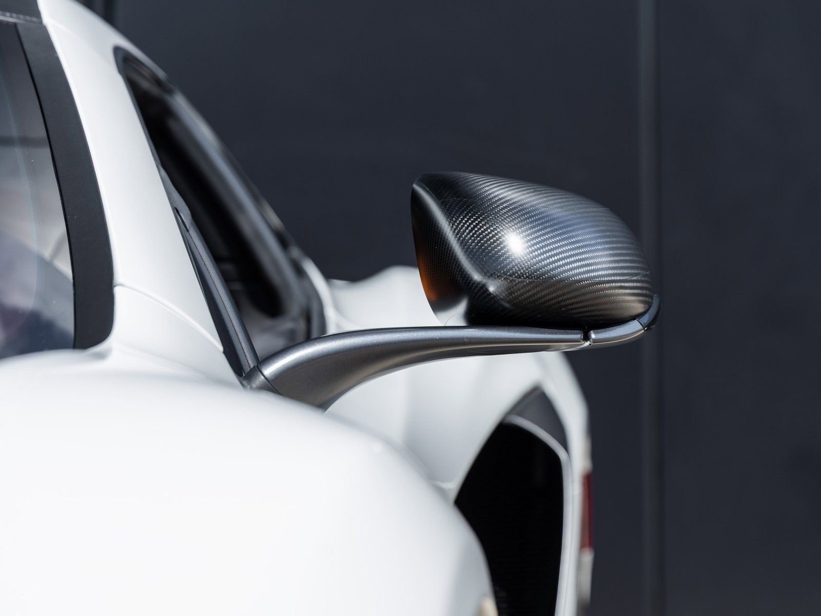 Used 2016 McLaren 675LT Coupe photo 20