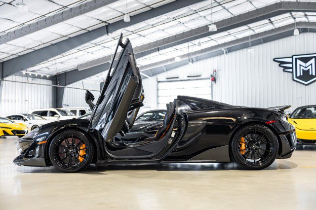 Used 2020 McLaren 600LT Spider photo 3