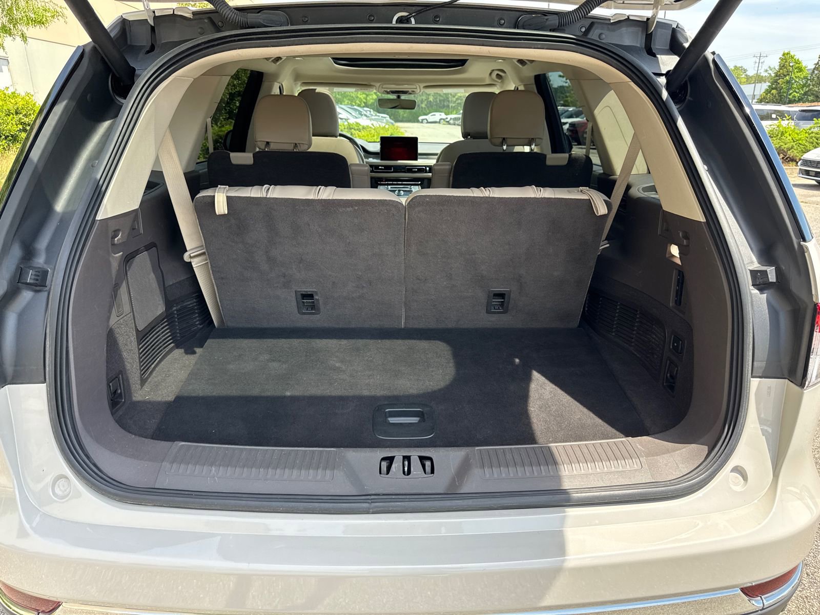 2022 Lincoln Aviator AWD