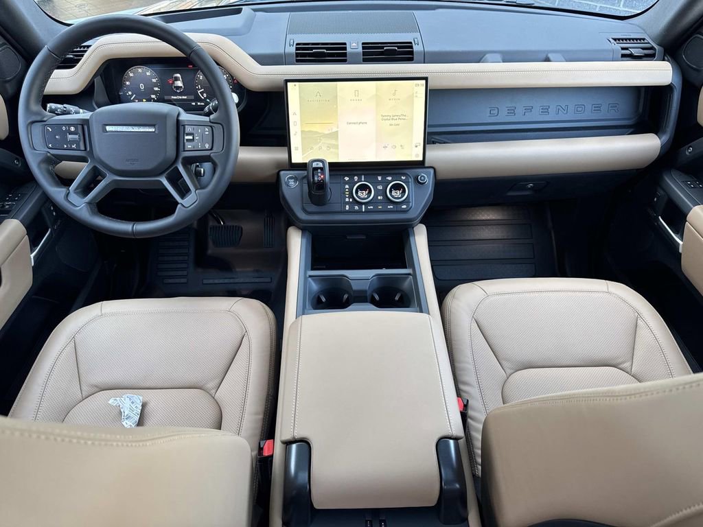 2026 Land Rover Defender 110 X-Dynamic SE