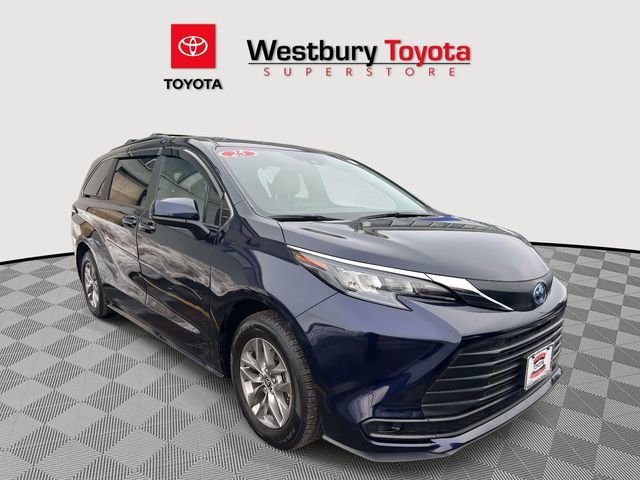 Certified 2025 Toyota Sienna LE w/ LE Plus Package
