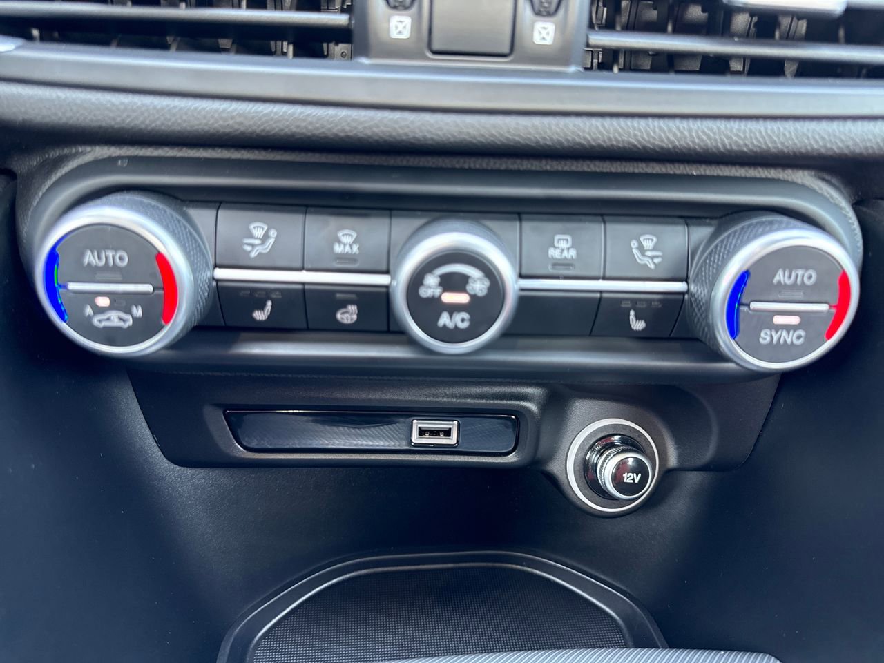 2024 Alfa Romeo Giulia Veloce