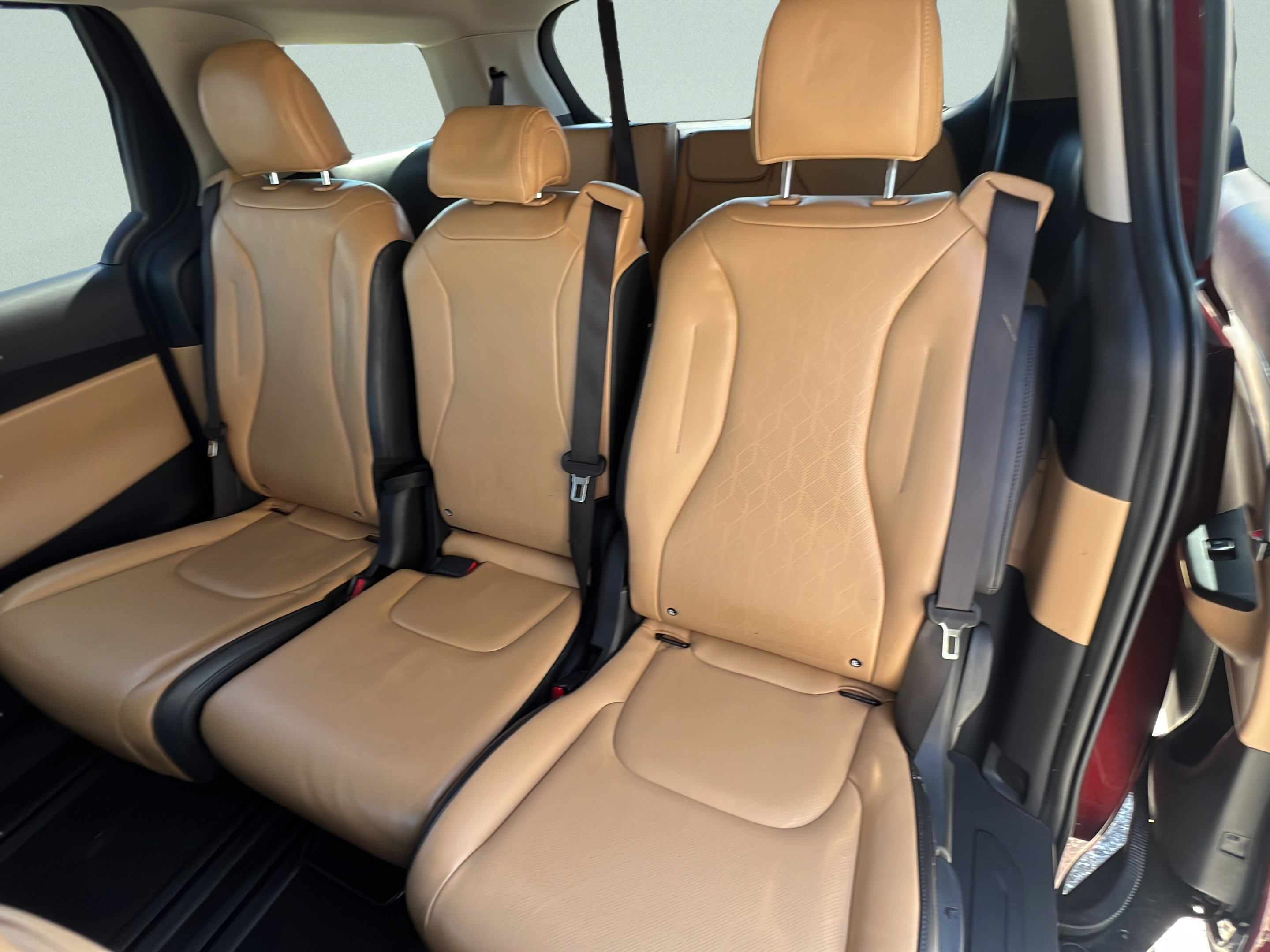 Certified 2024 Kia Carnival LX