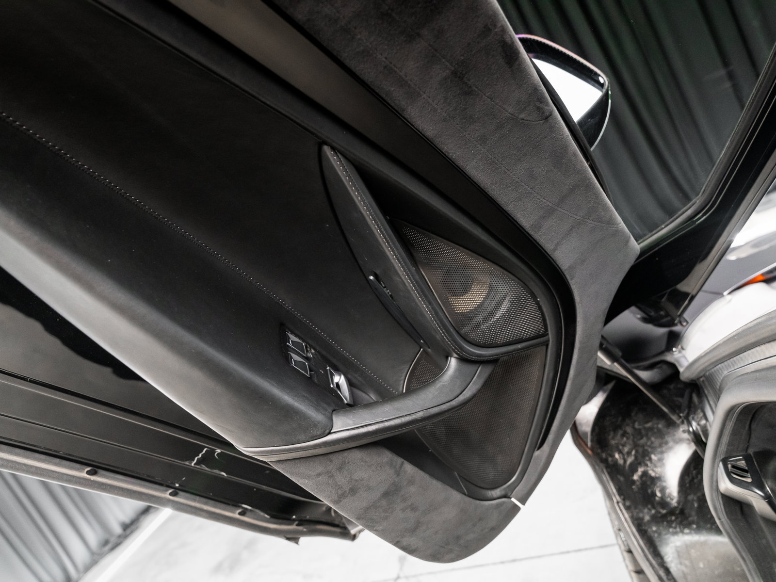 Used 2018 McLaren 720S photo 66