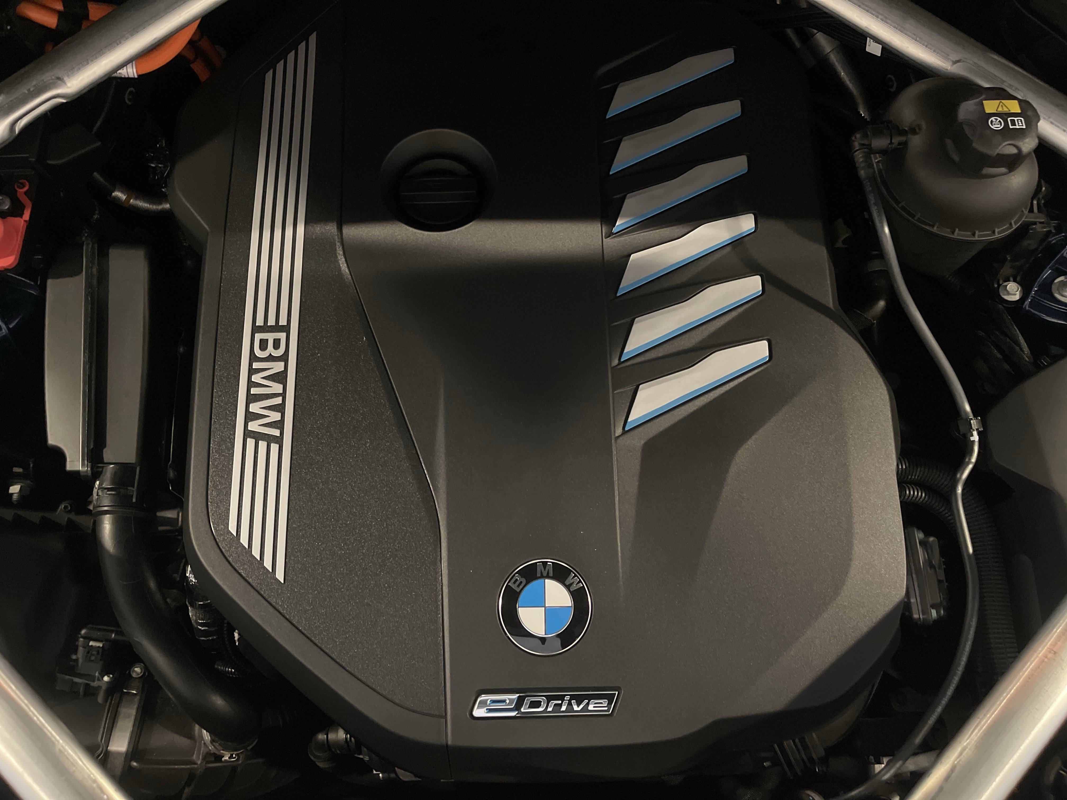 2023 BMW X5 xDrive45e