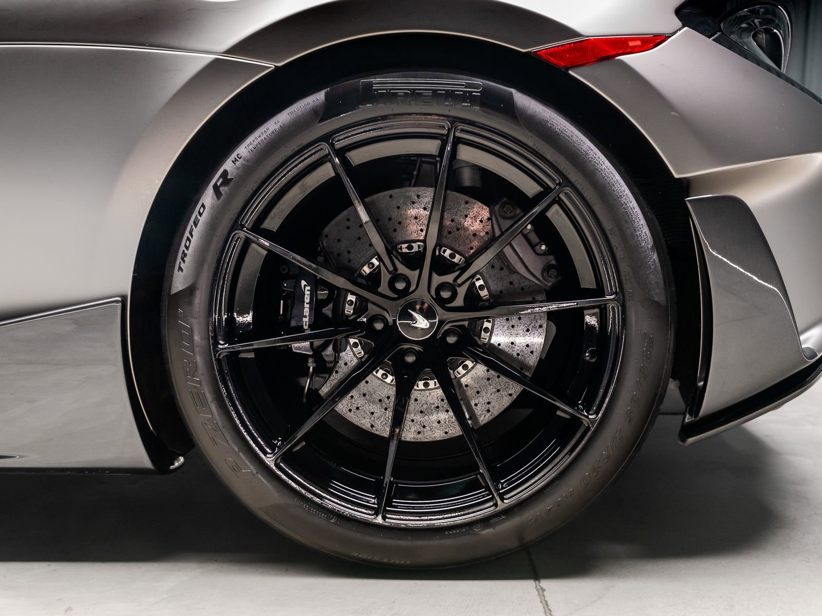 Used 2019 McLaren 600LT photo 31