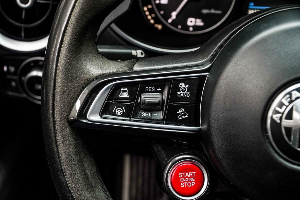 2022 Alfa Romeo Stelvio Quadrifoglio