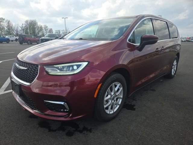 2023 Chrysler Pacifica Touring-L