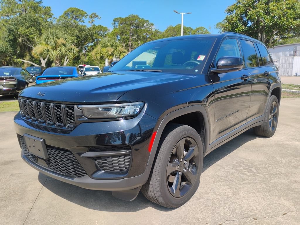 Certified 2023 Jeep Grand Cherokee Altitude