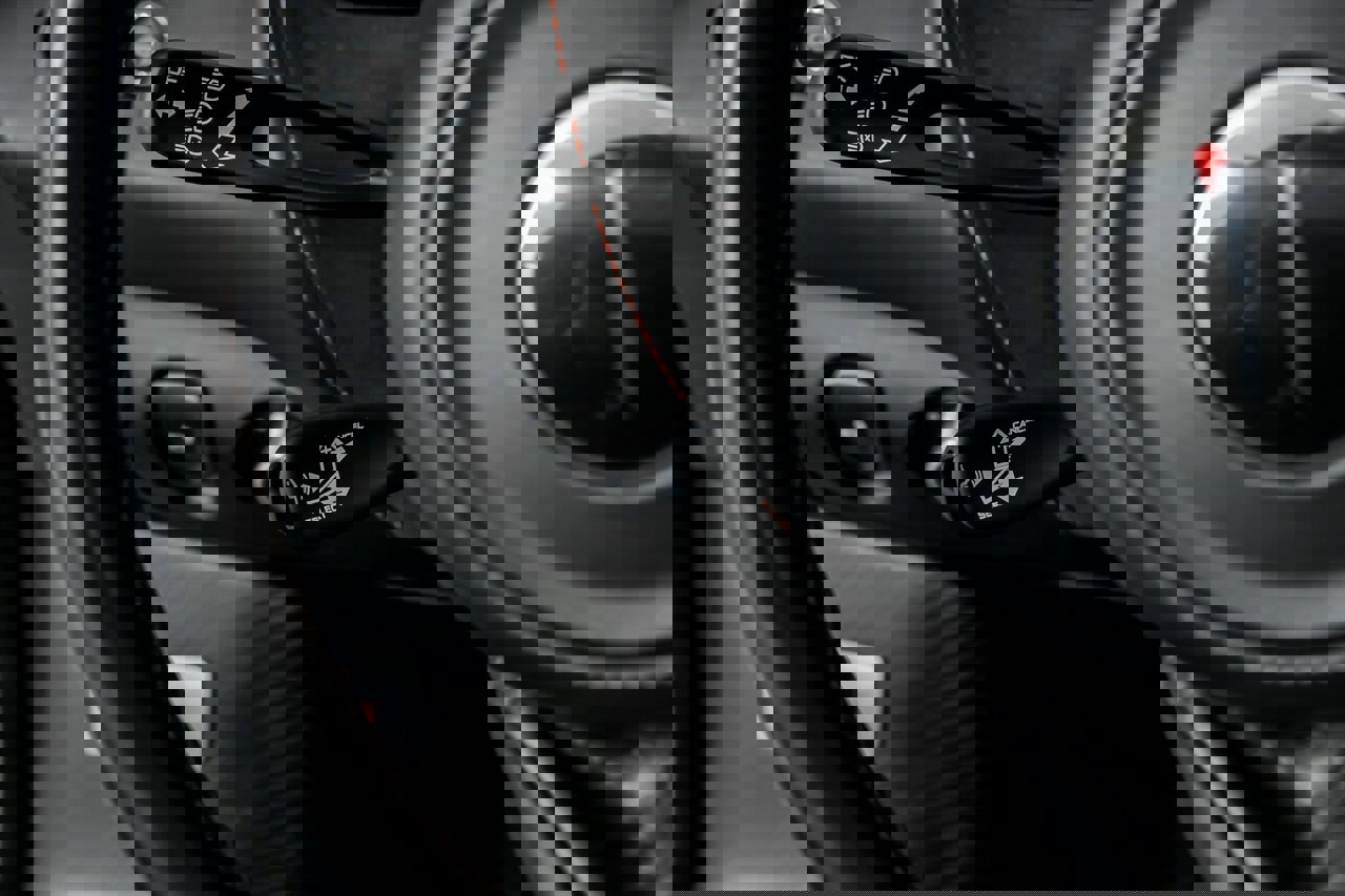 Used 2018 McLaren 720S Performance photo 30