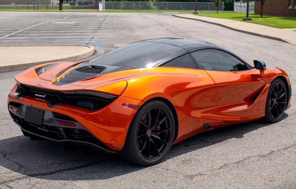 Used 2018 McLaren 720S photo 8