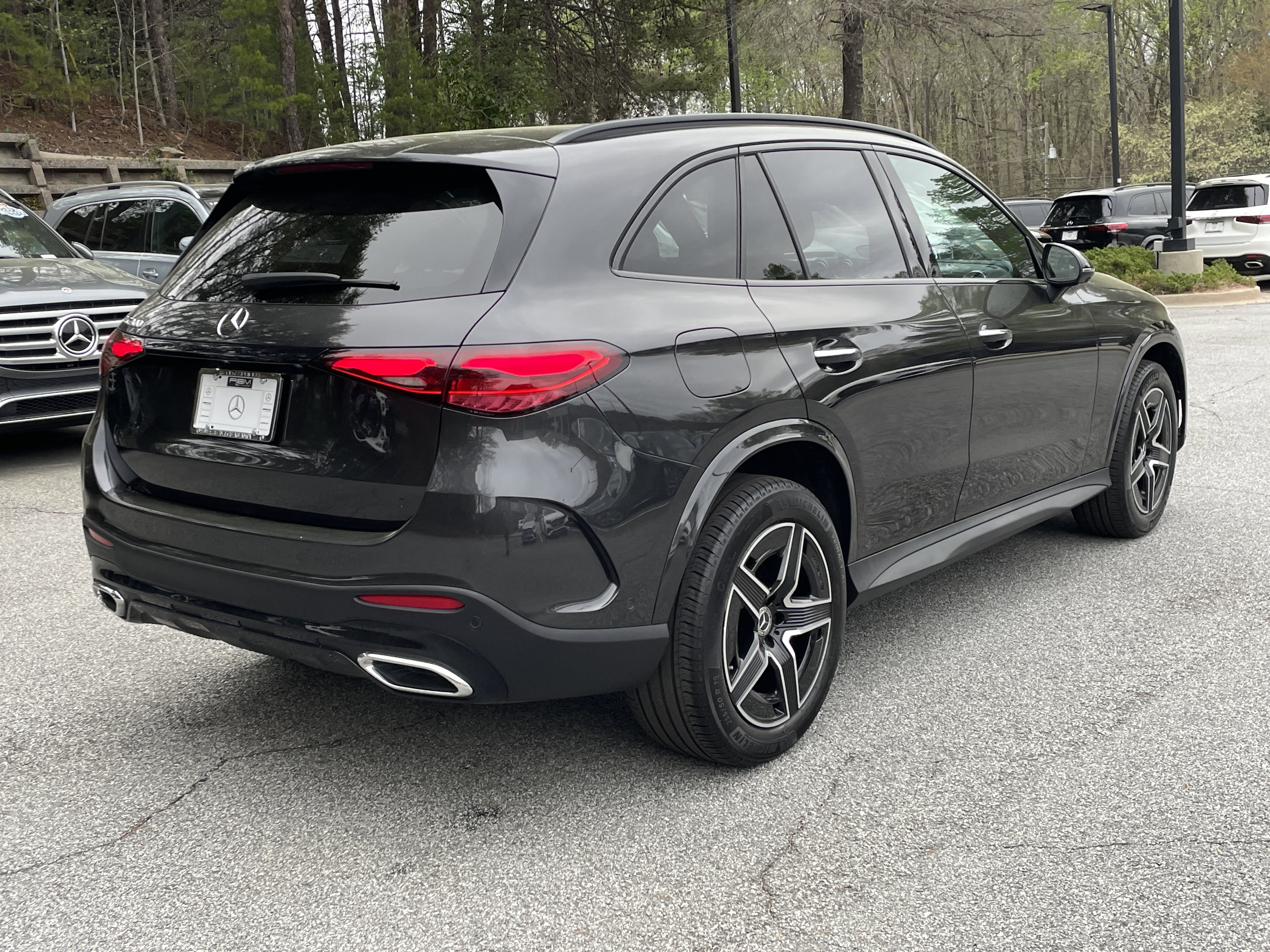 2025 Mercedes-Benz GLC 300
