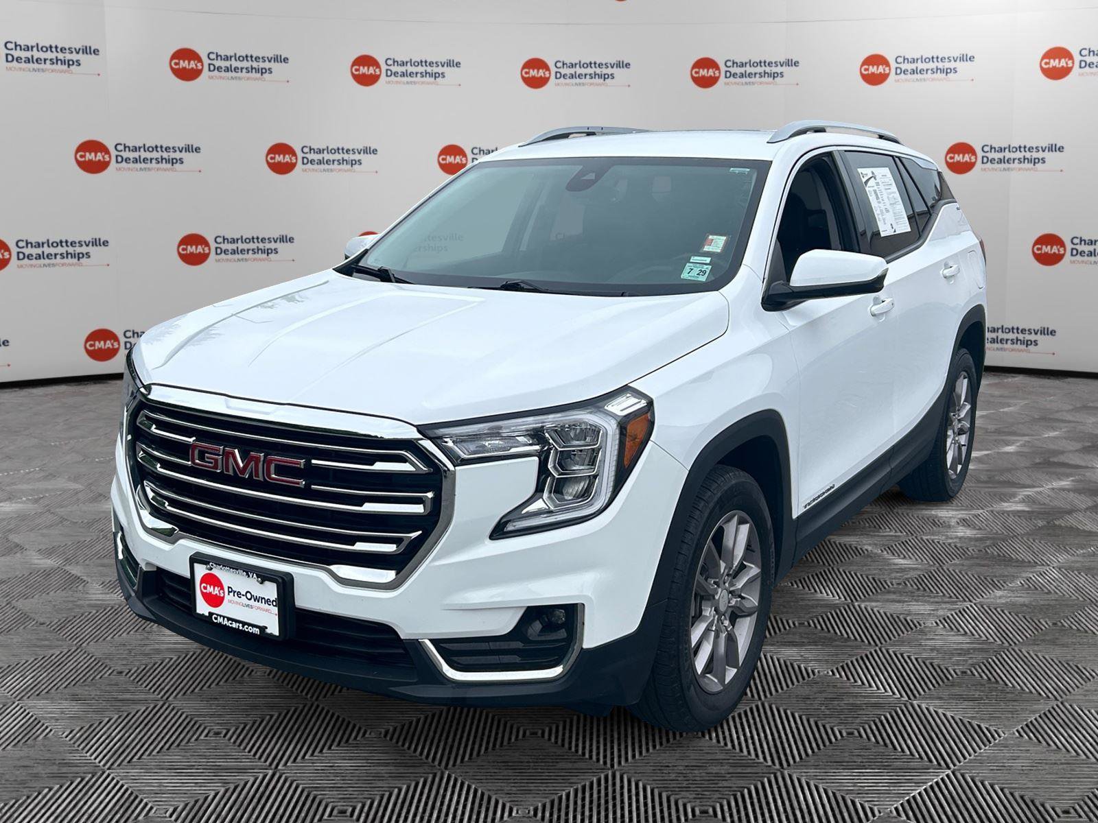 Used 2024 GMC Terrain SLT