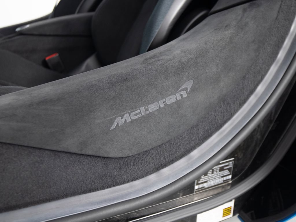 Used 2024 McLaren 750S Spider photo 15