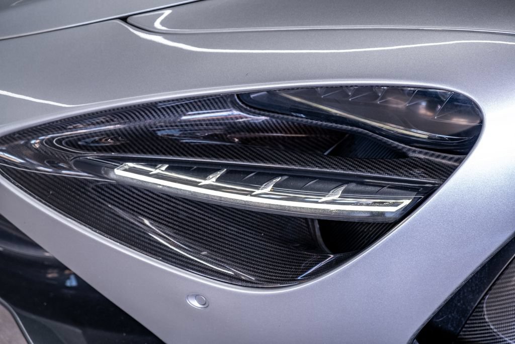 Used 2020 McLaren 720S Spider photo 26
