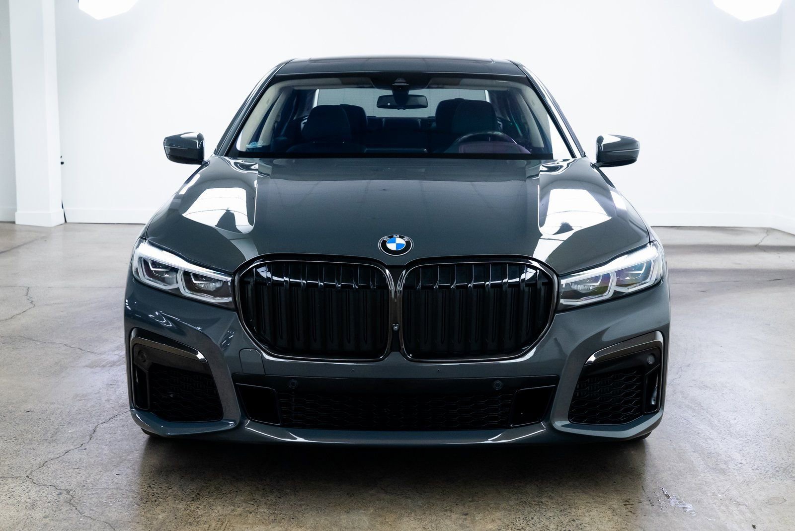 2022 BMW M760i xDrive