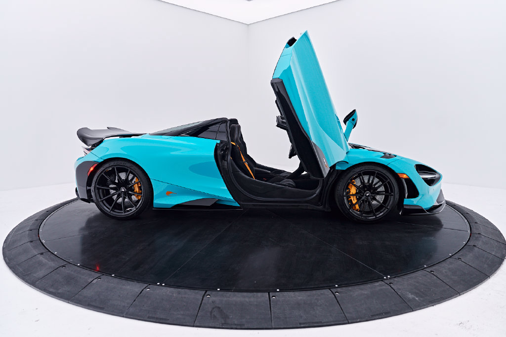 Used 2022 McLaren 765LT photo 40