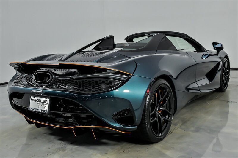 Used 2024 McLaren 750S Spider photo 12