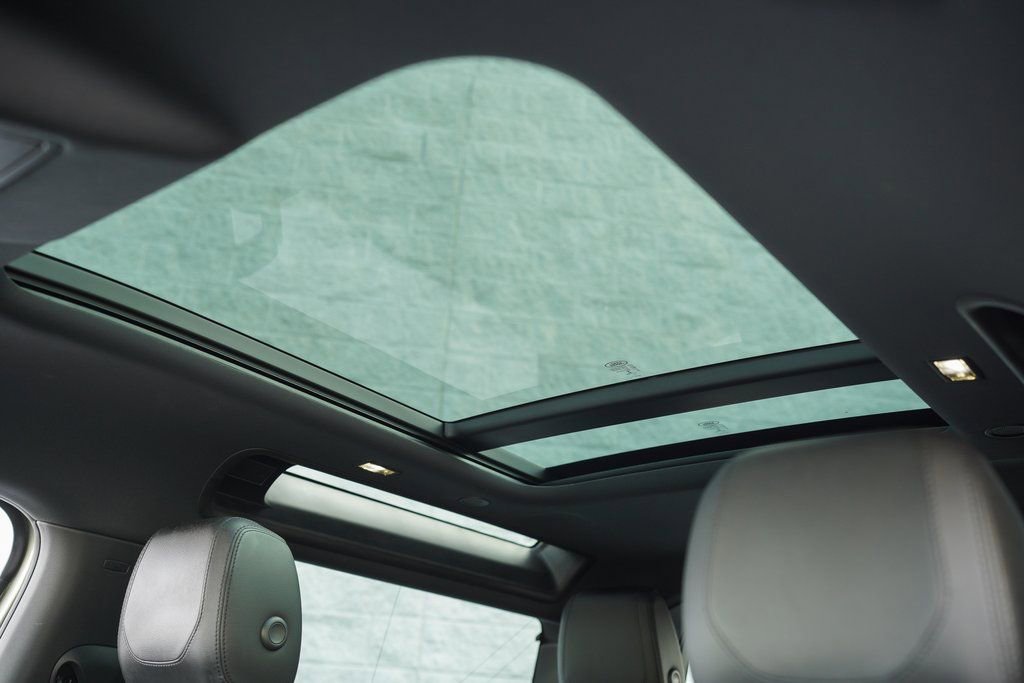 2022 Land Rover Defender 90 X-Dynamic S