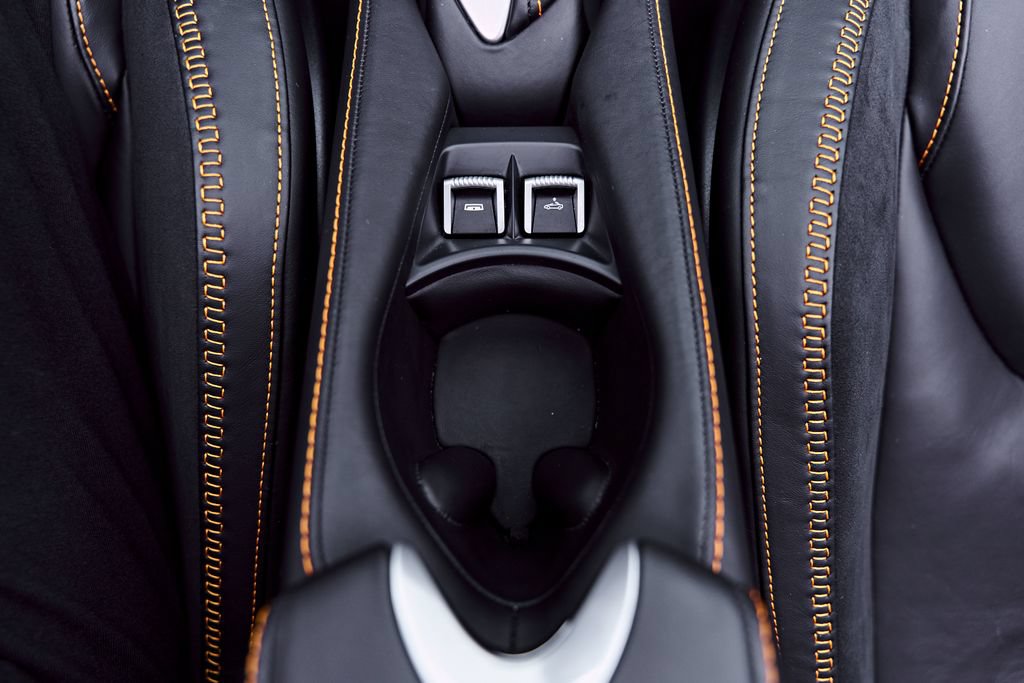 Used 2025 McLaren 750S Spider photo 86