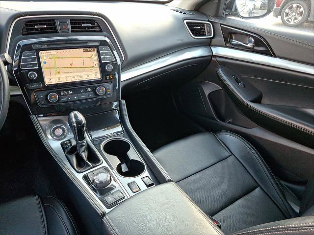 2023 Nissan Maxima SV