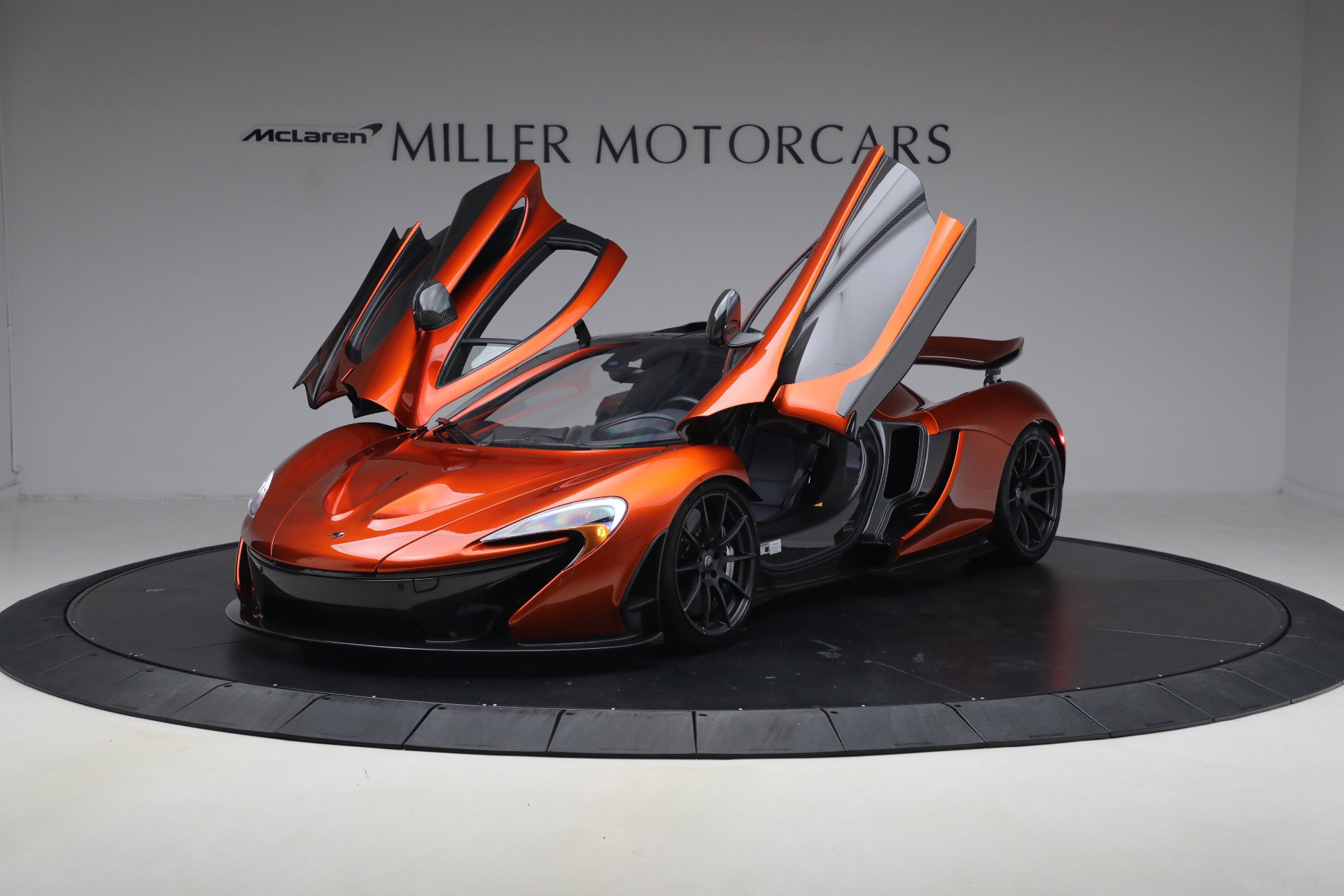 Used 2015 McLaren P1 photo 14