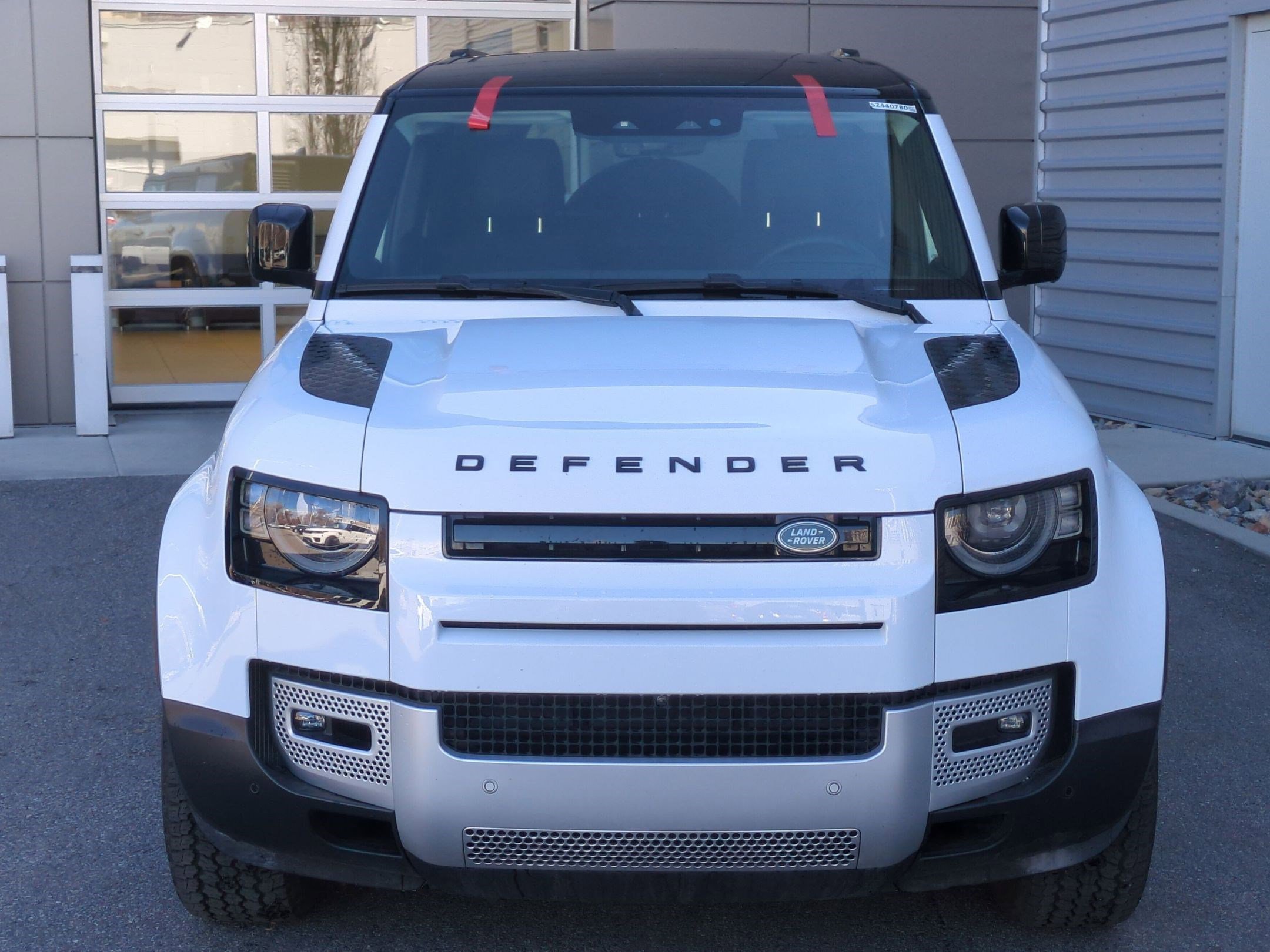 2025 Land Rover Defender 110 S