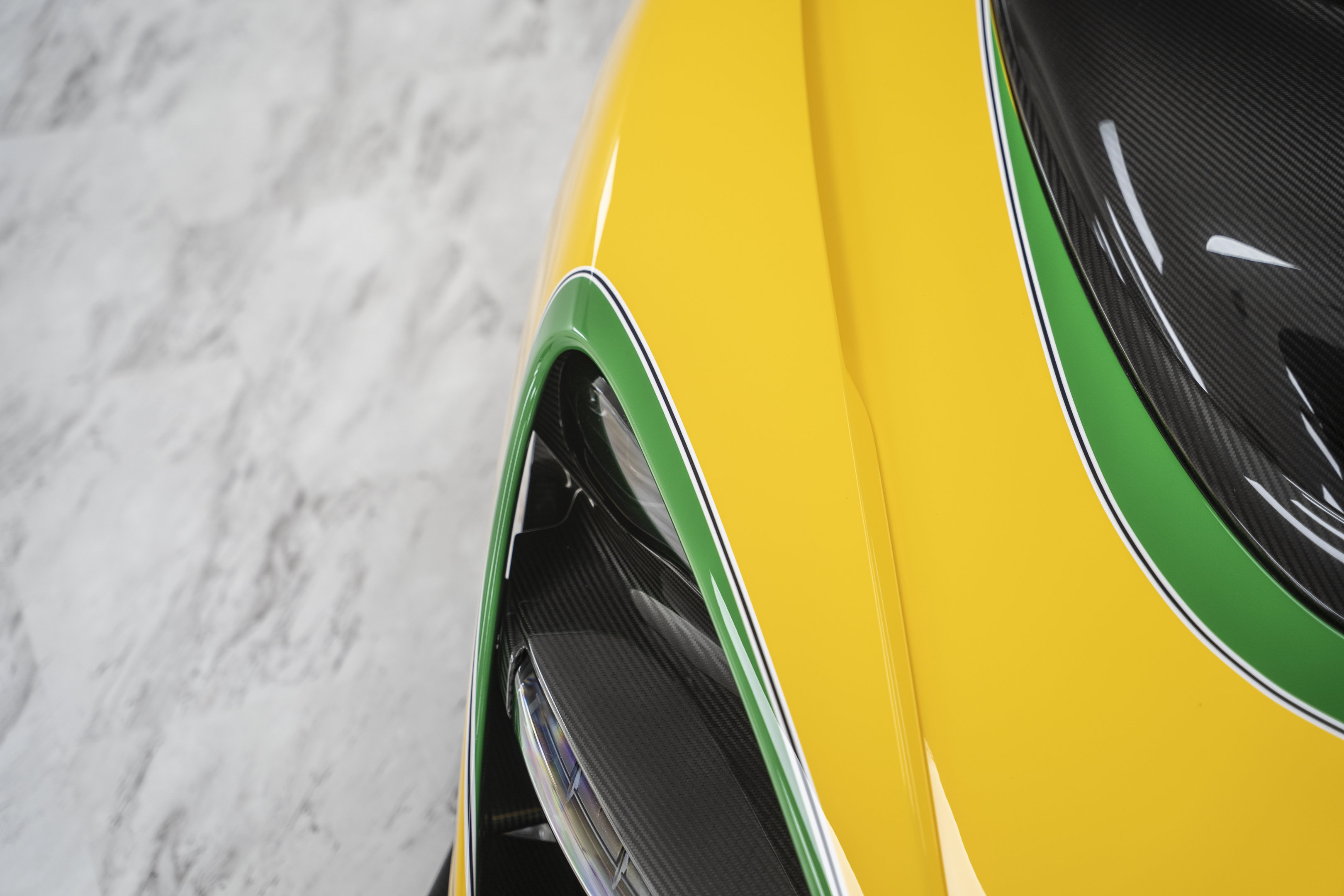 Used 2019 McLaren Senna photo 8