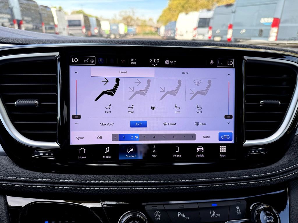 2026 Chrysler Pacifica Limited