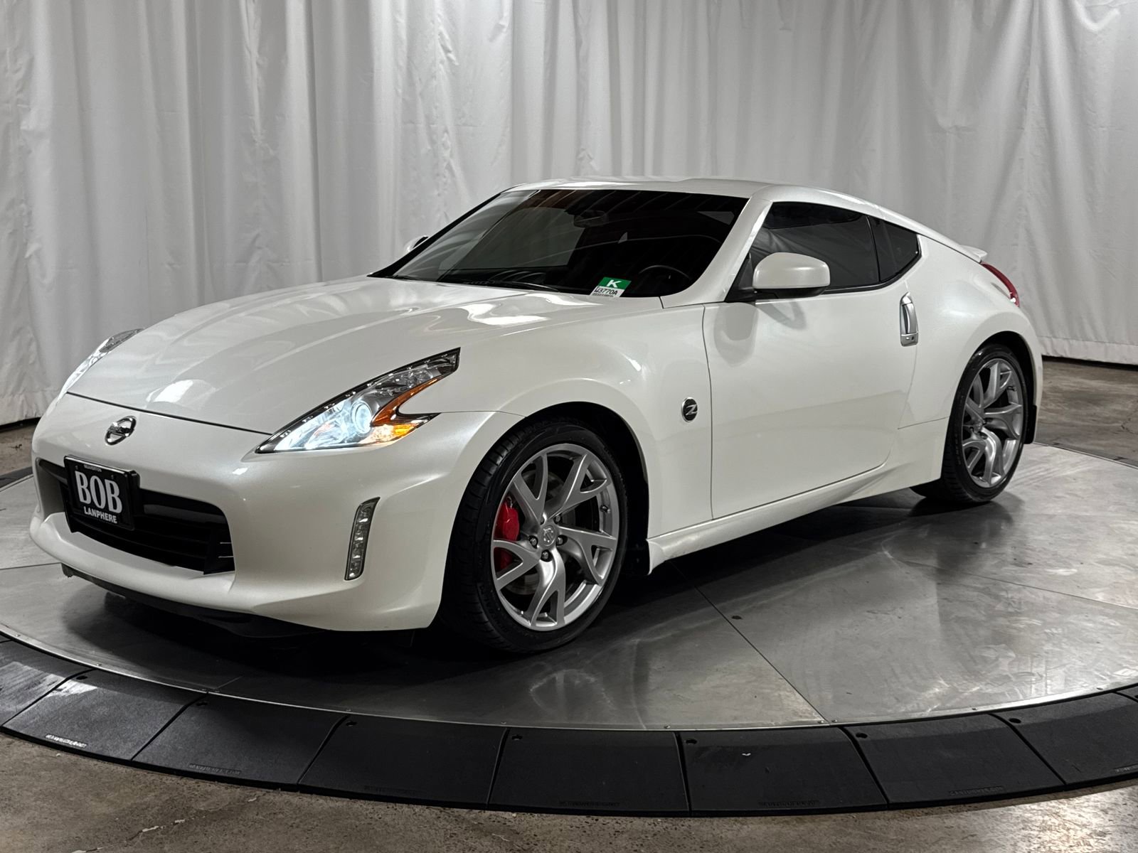Used White Nissan 370Z for Sale Near Me - Autotrader