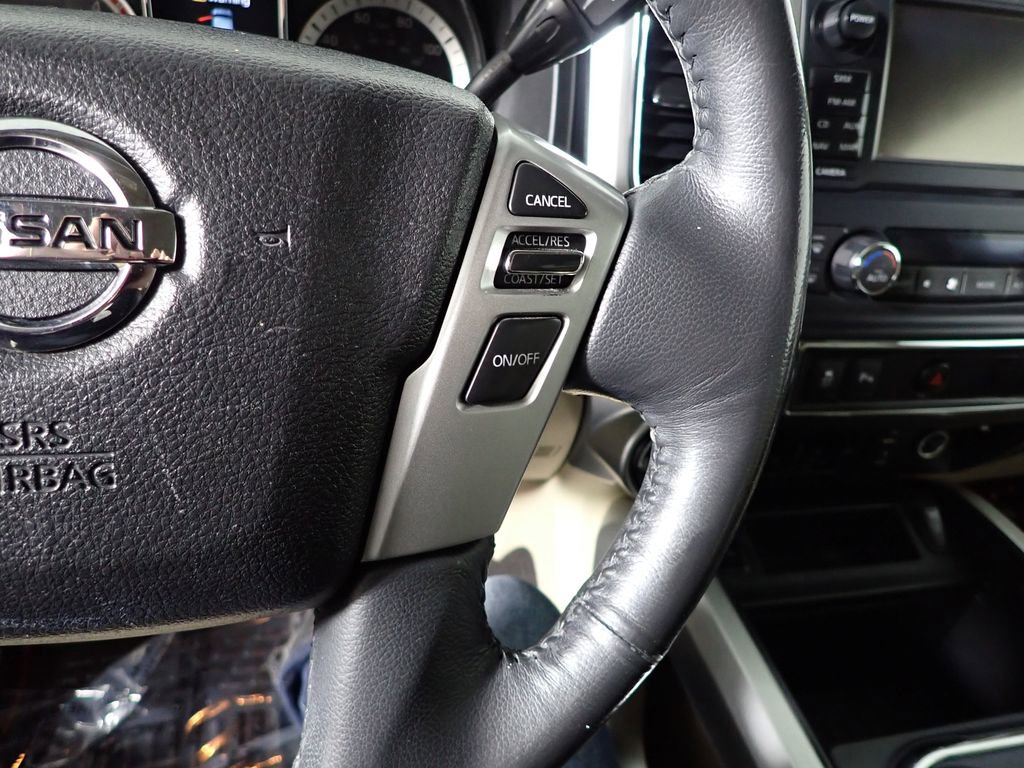 2016 Nissan Titan SL