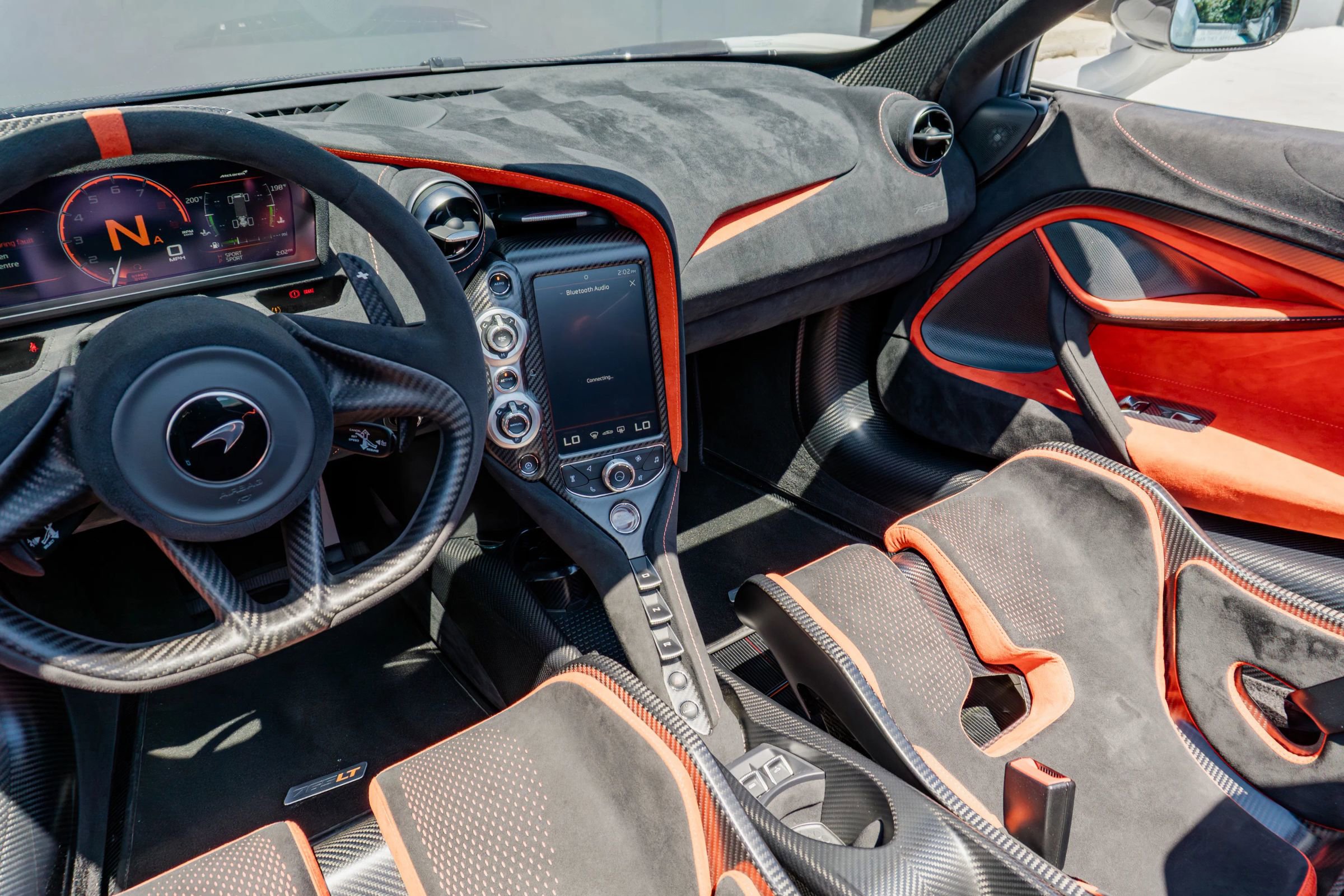 Used 2022 McLaren 765LT photo 20