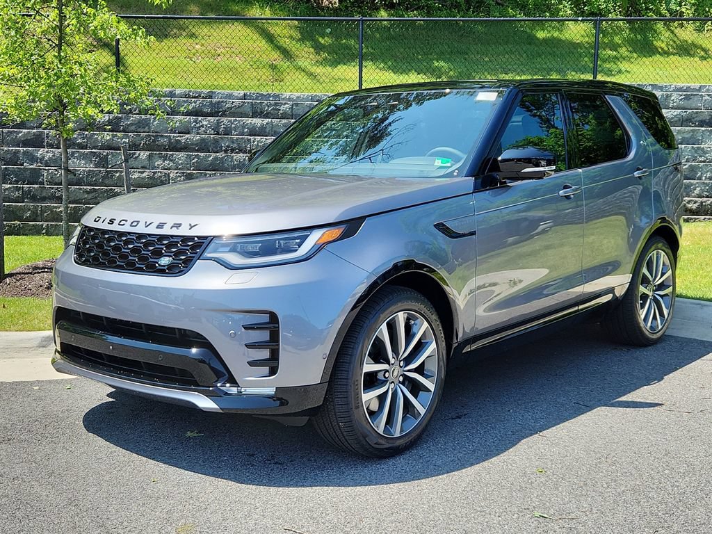 Certified 2025 Land Rover Discovery Dynamic SE