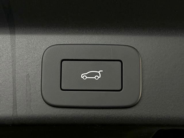 2026 Jaguar F-Pace R-Dynamic S