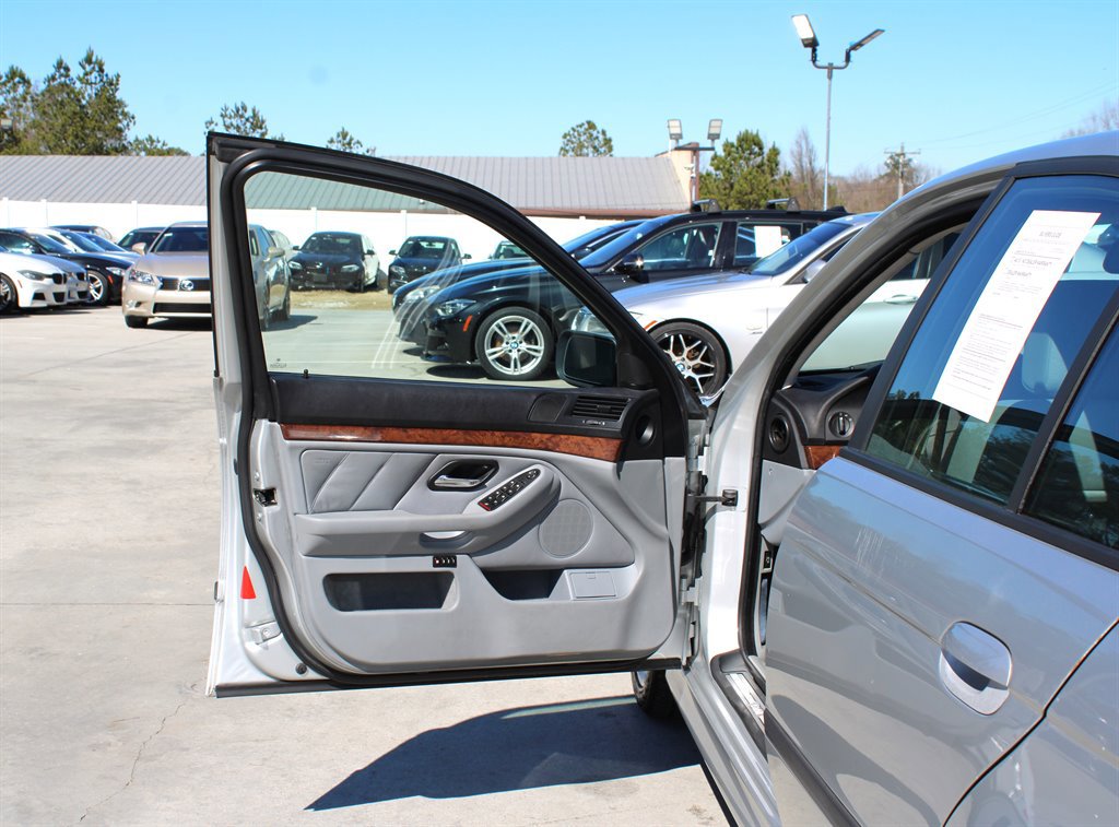 2000 BMW 540i Sedan