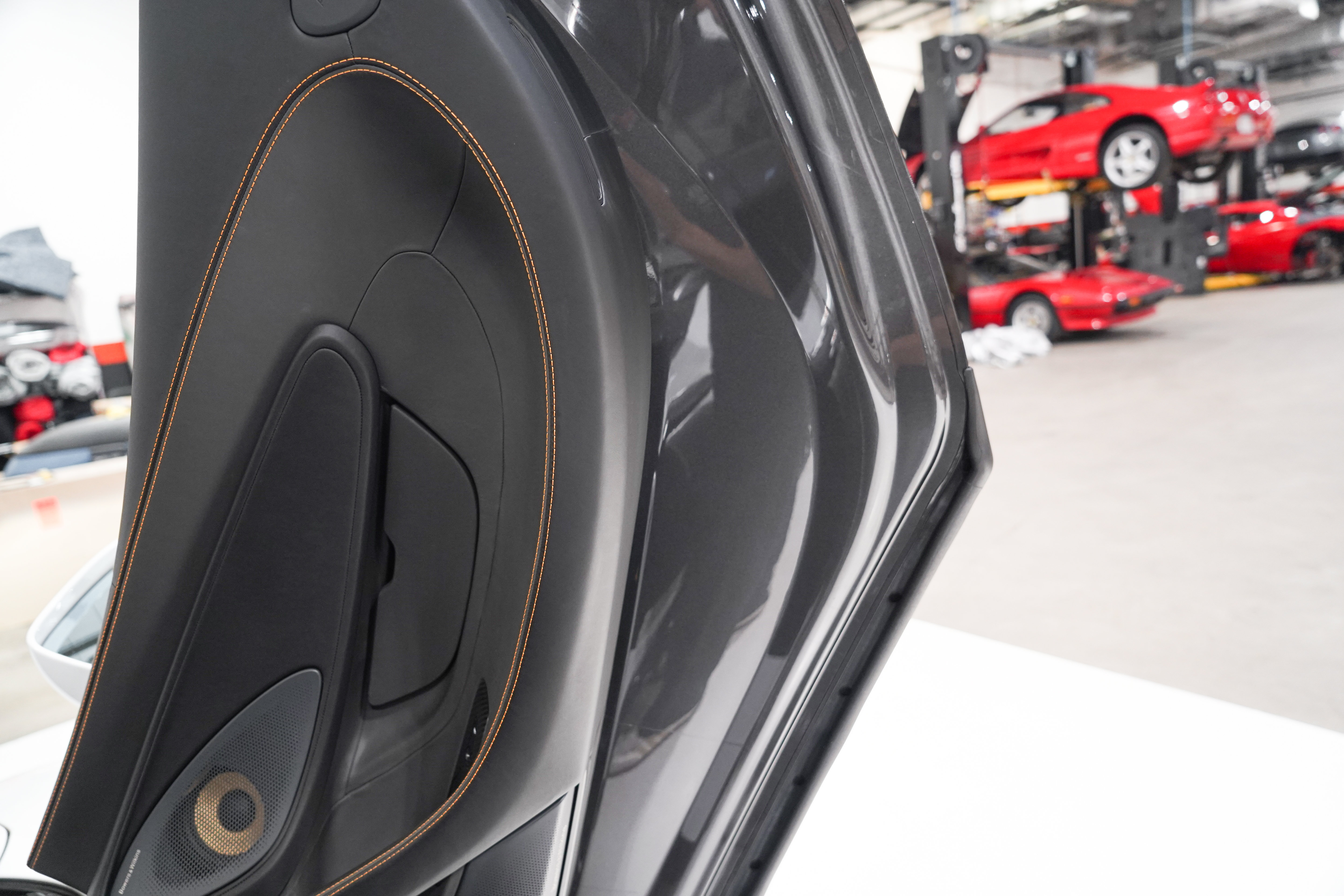 Used 2020 McLaren 600LT Spider photo 21