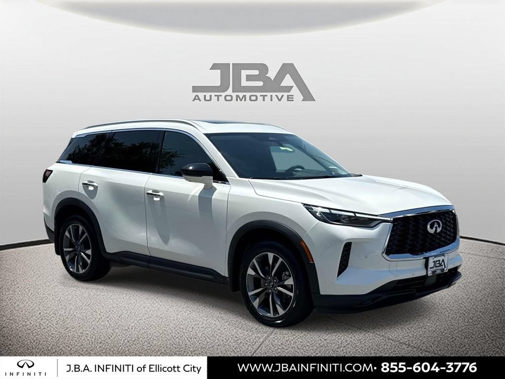 Certified 2025 INFINITI QX60 Luxe w/ Vision Package