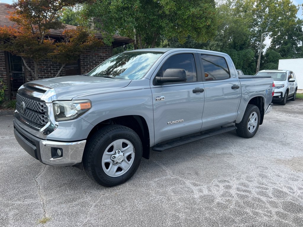 Used 2018 Toyota Tundra SR5 w/ SR5 Upgrade Package
