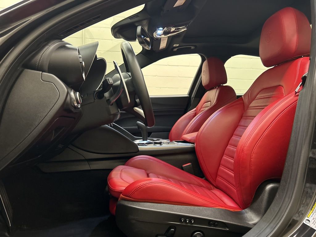 2024 Alfa Romeo Giulia Veloce