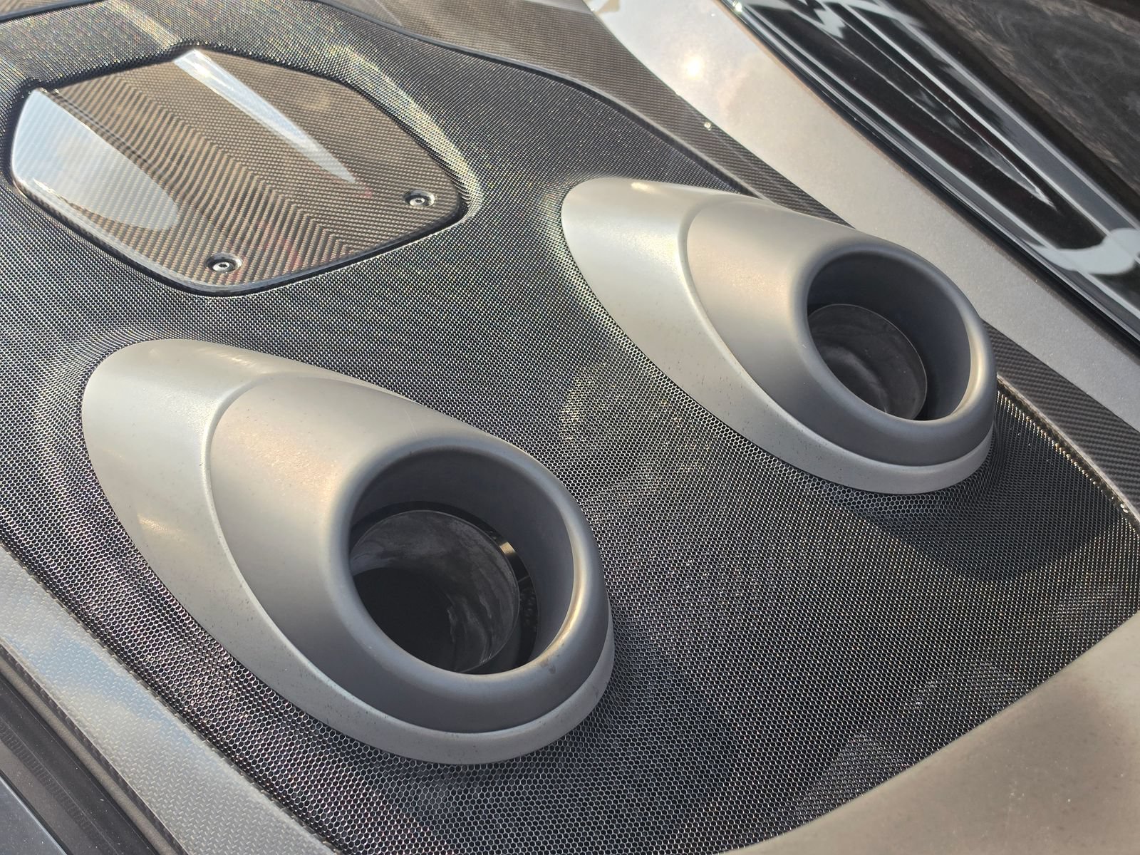 Used 2020 McLaren 600LT Spider photo 11
